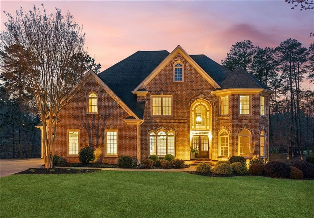 5 bedroom, 4 bathroom single family residence sold at 2601 Floral Valley Drive, Dacula, GA 30019
