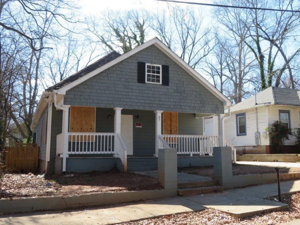 4 bedroom, 2 bathroom, 1,688 sq ft single family residence sold at 7 Whatley Street, Atlanta, GA 30315