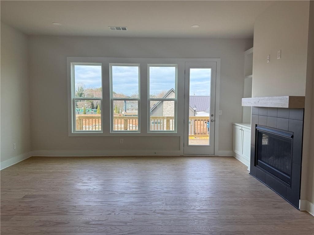 3 bedroom, 4 bathroom townhouse sold at 2445 Red Maple Xing SE, Smyrna, GA 30080