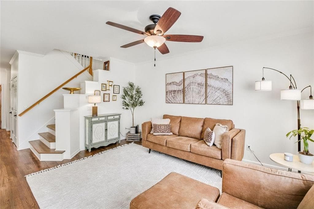 3 bedroom, 4 bathroom townhouse sold at 44 Hall Manor, Alpharetta, GA 30022