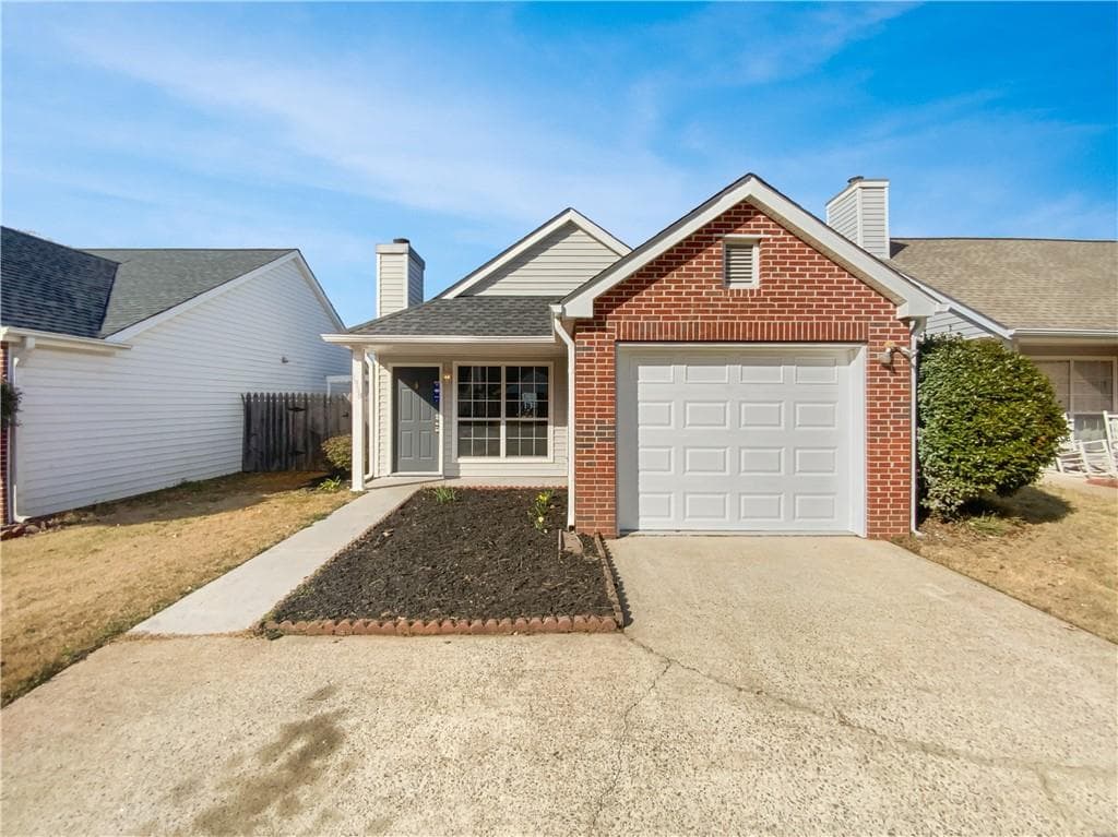 2 bedroom, 2 bathroom single family residence sold at 1958 Brittania Circle, Woodstock, GA 30188