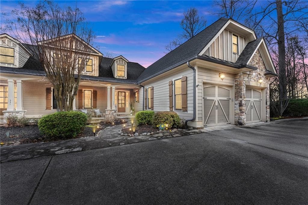 3 bedroom, 4 bathroom townhouse sold at 529 Birch River Drive, Dahlonega, GA 30533