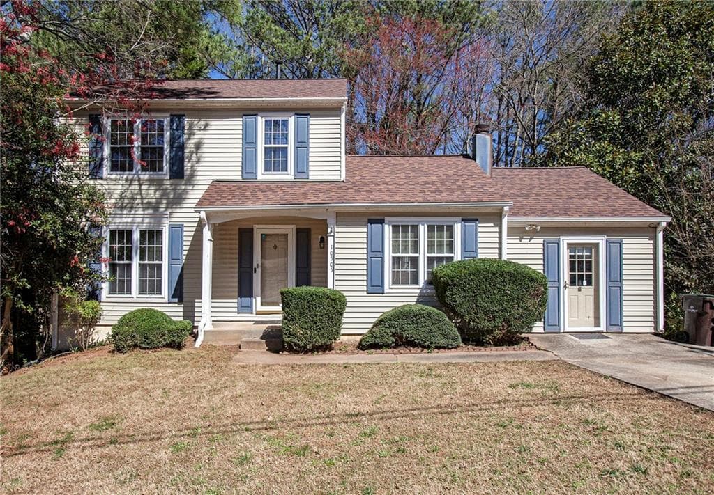 3 bedroom, 3 bathroom single family residence sold at 10505 Ash Rill Drive, Alpharetta, GA 30022