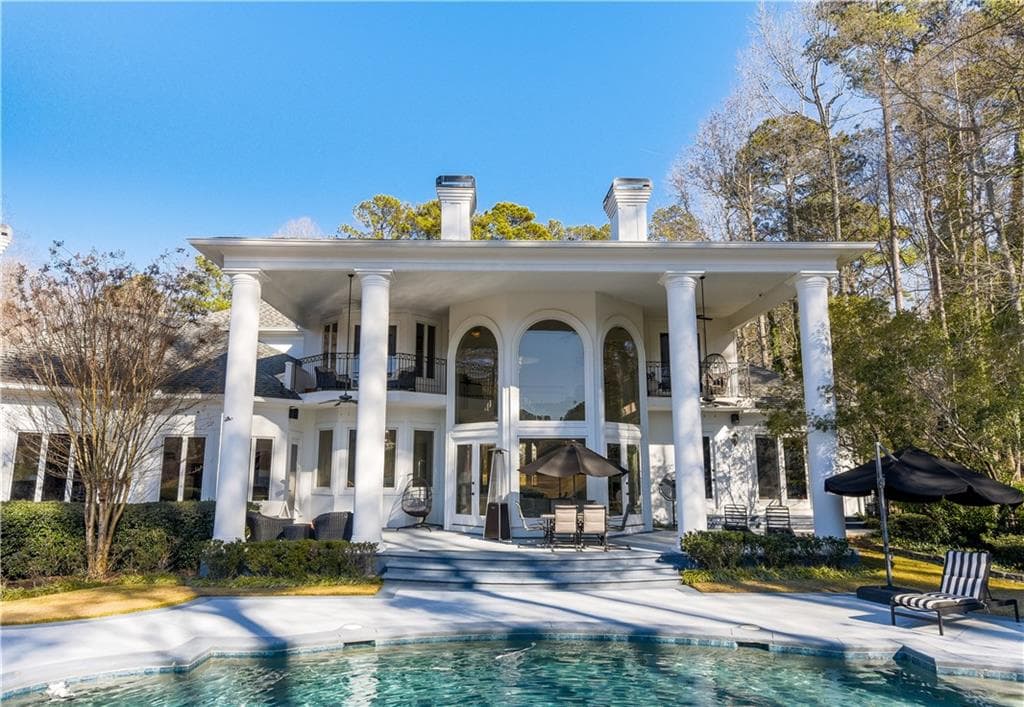 4 bedroom, 4 bathroom single family residence sold at 490 Birkdale Drive, Fayetteville, GA 30215