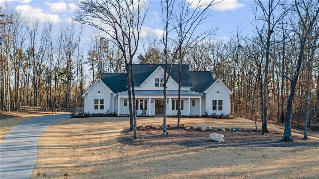 5 bedroom, 4 bathroom single family residence sold at 28 Cedar Gate Lane, Kingston, GA 30145