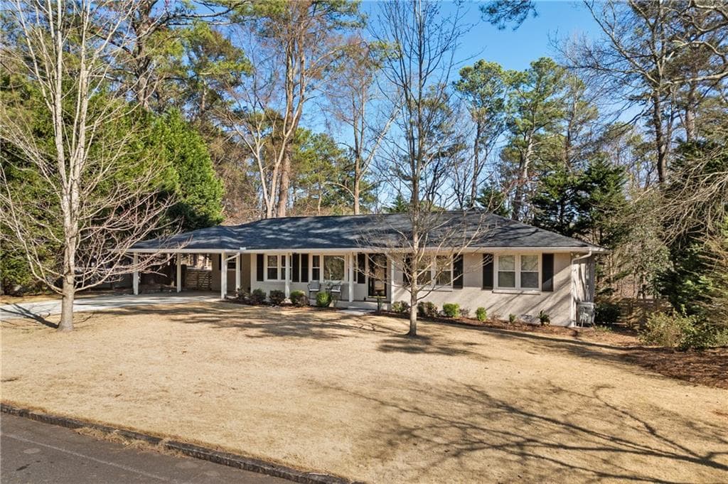 3 bedroom, 2 bathroom single family residence sold at 2723 Esquire Way, Tucker, GA 30084