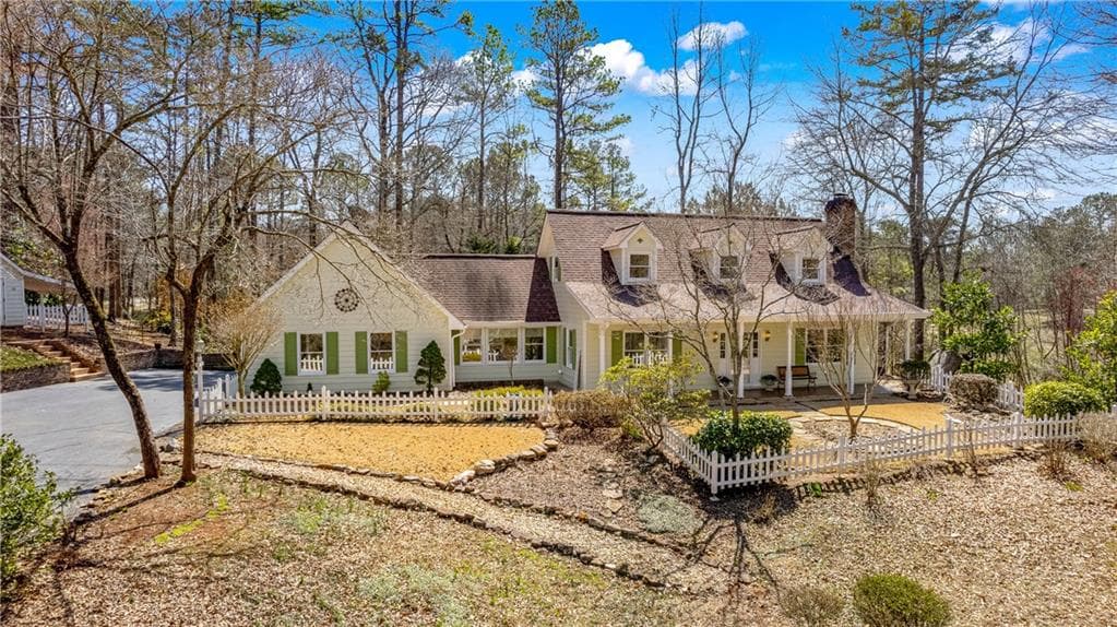 3 bedroom, 2 bathroom single family residence sold at 103 Eubanks Court, Woodstock, GA 30188