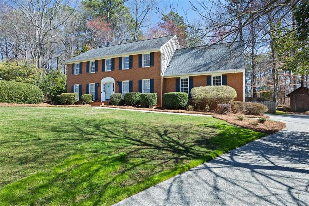 4 bedroom, 3 bathroom single family residence sold at 1121 VALLEY RIDGE Court, Marietta, GA 30067