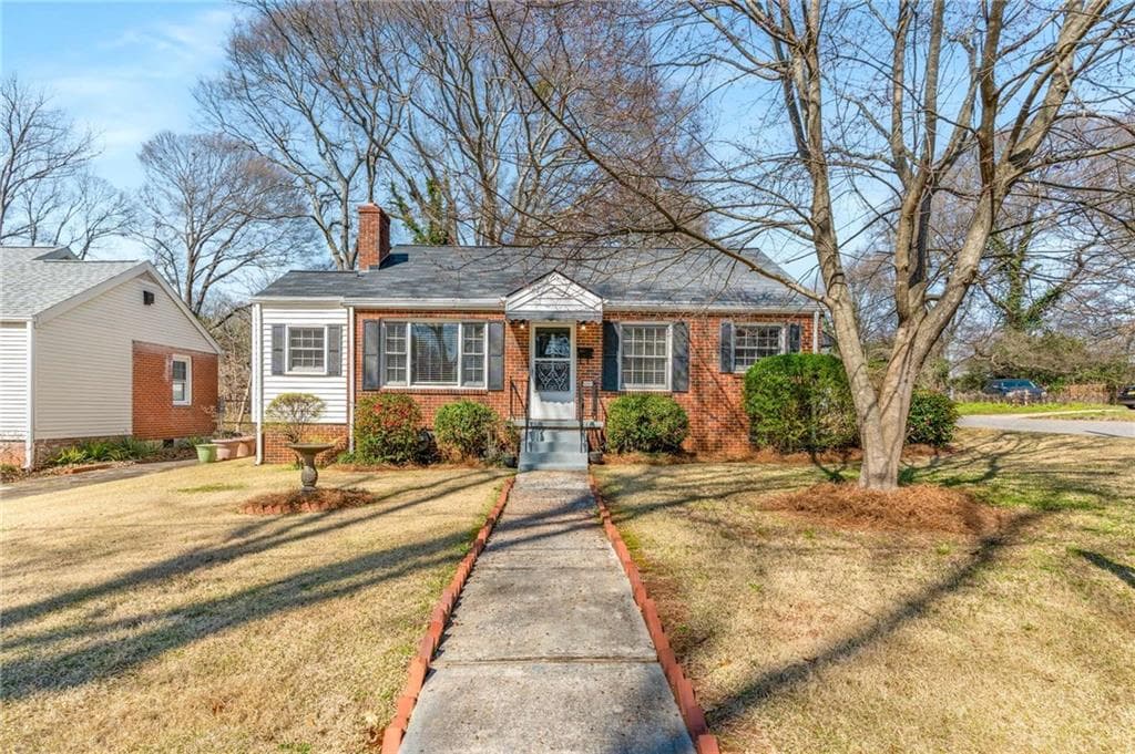 2 bedroom, 1 bathroom single family residence sold at 461 Deckner Avenue, Atlanta, GA 30310
