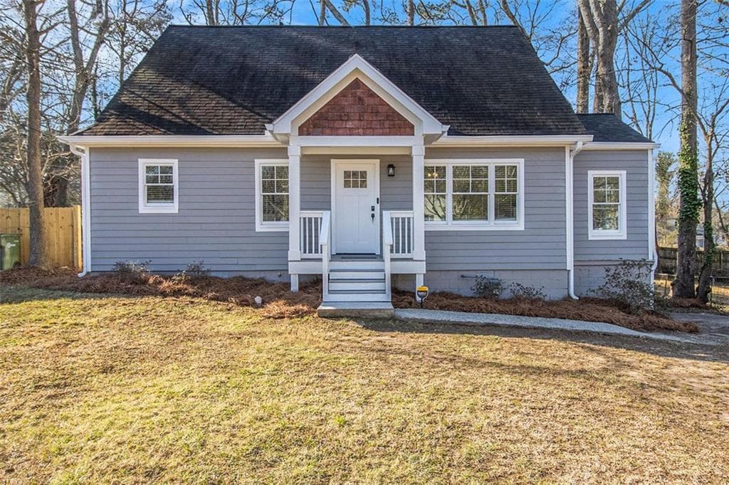 3 bedroom, 2 bathroom single family residence sold at 1350 BLUEFIELD Drive, Atlanta, GA 30310