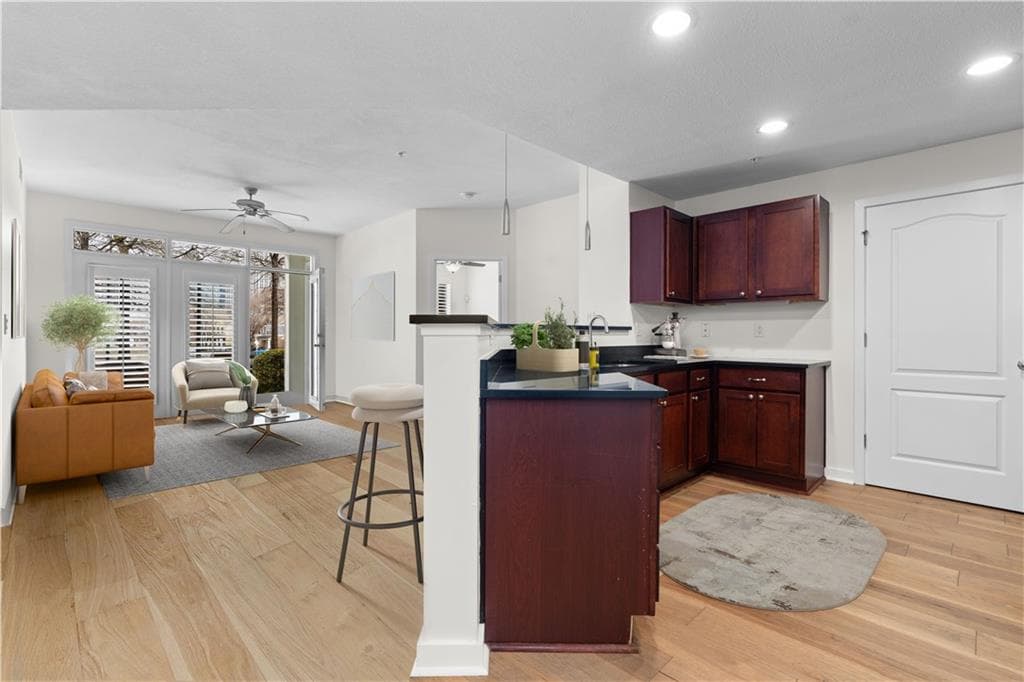 2 bedroom, 2 bathroom condominium sold at 390 17th Street 1063, Atlanta, GA 30363