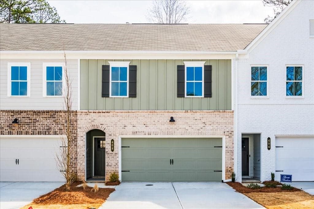 3 bedroom, 3 bathroom townhouse sold at 408 Carrera Lane, Acworth, GA 30102
