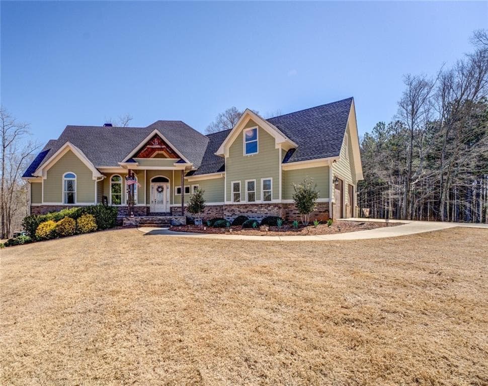 5 bedroom, 5 bathroom single family residence sold at 100 Walnut Ridge Court, Covington, GA 30014