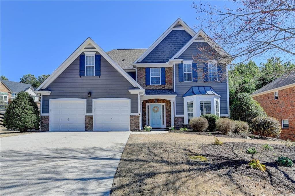 4 bedroom, 3 bathroom single family residence sold at 5930 Crescent Landing Drive, Cumming, GA 30028