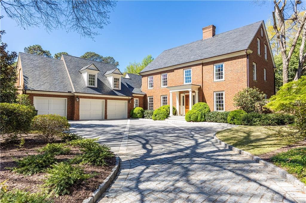 6 bedroom, 9 bathroom single family residence sold at 2980 Bakers Meadow Lane, Atlanta, GA 30339
