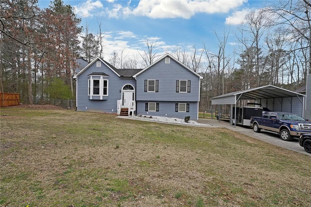 3 bedroom, 2 bathroom single family residence sold at 41 Silverthorne Court, Douglasville, GA 30134