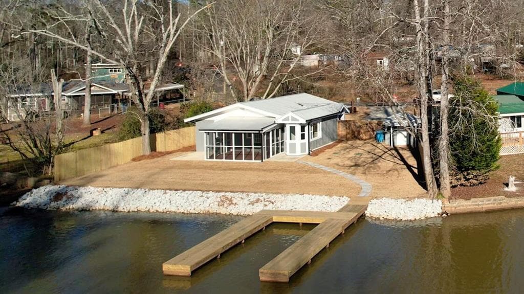3 bedroom, 2 bathroom single family residence sold at 221 Cherokee Drive, Jackson, GA 30233