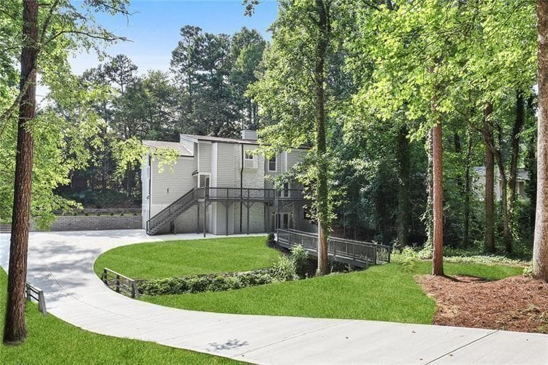 3 bedroom, 5 bathroom single family residence sold at 95 Lakeshore Circle, Marietta, GA 30067