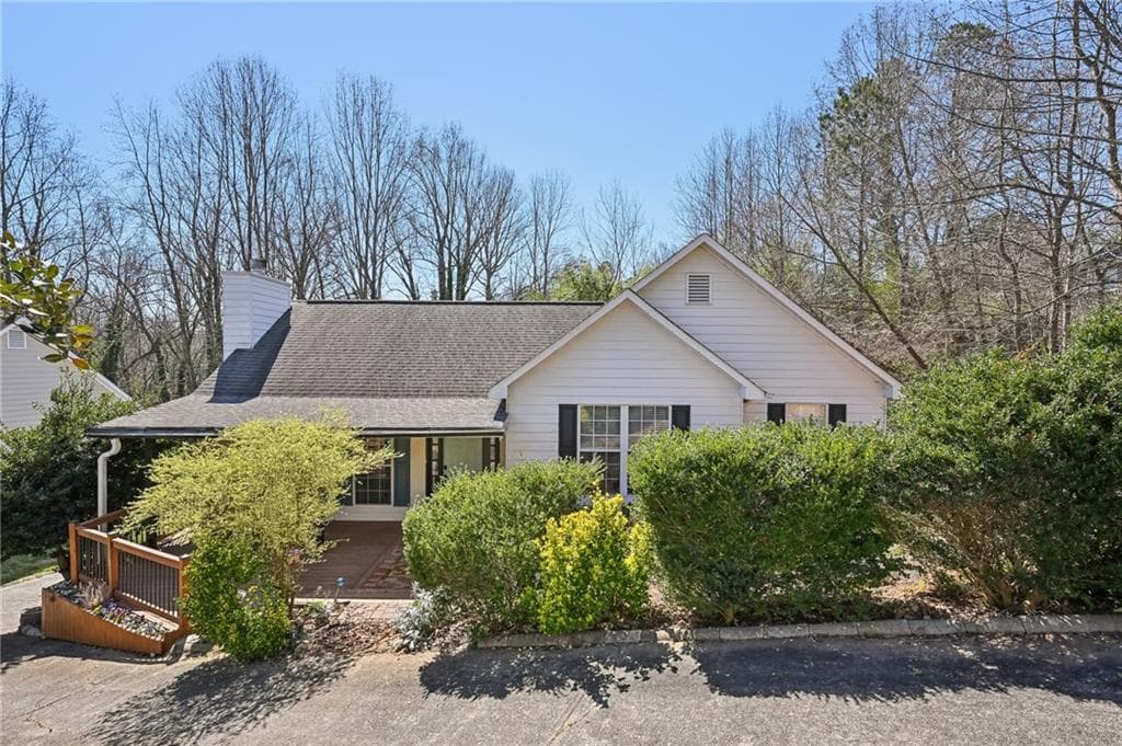 4 bedroom, 3 bathroom single family residence sold at 172 Shallow Ridge Lane, Kennesaw, GA 30144