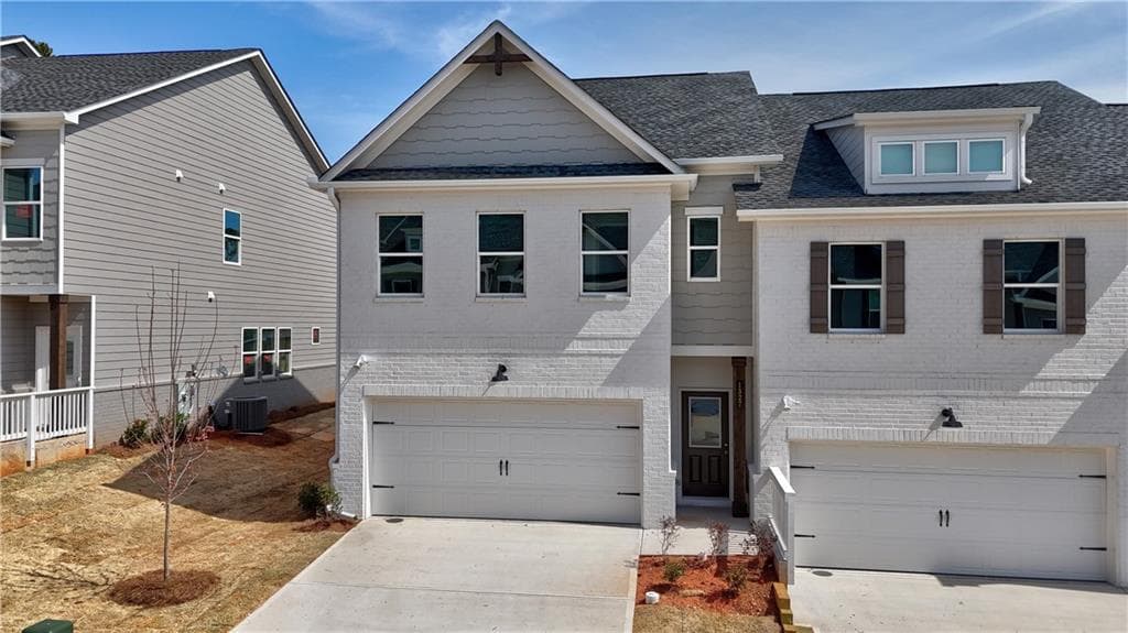 4 bedroom, 3 bathroom townhouse sold at 1327 Fern Ridge Court 27, Norcross, GA 30093