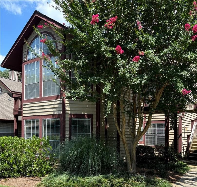 2 bedroom, 2 bathroom condominium sold at 406 Hawkstone Way, Alpharetta, GA 30022