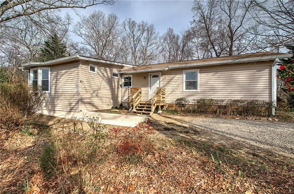 3 bedroom, 2 bathroom single family residence sold at 58 Knox Road, Powder Springs, GA 30127