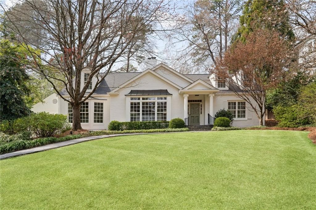 4 bedroom, 6 bathroom, 4,021 sq ft single family residence sold at 2374 Havenridge Drive, Atlanta, GA 30305