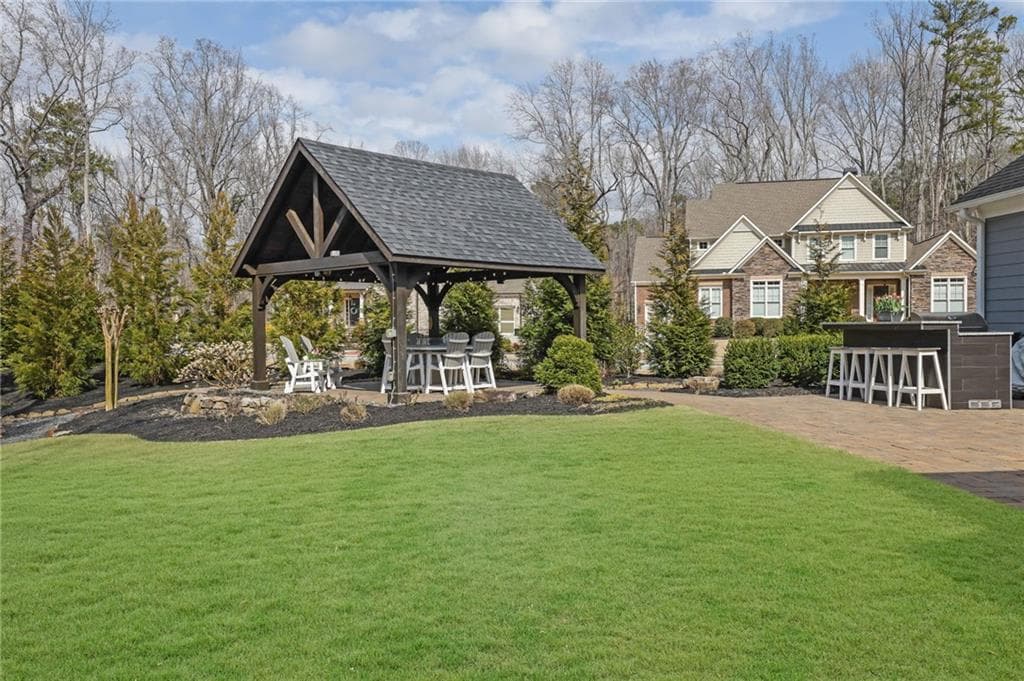 4 bedroom, 4 bathroom single family residence sold at 1366 Kings Park Drive, Kennesaw, GA 30152