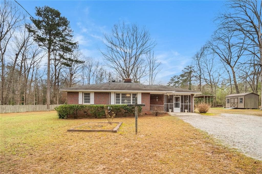 3 bedroom, 1 bathroom single family residence sold at 1256 Highway 142, Covington, GA 30014