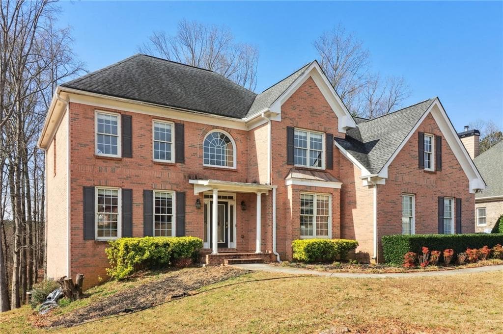 6 bedroom, 4 bathroom single family residence sold at 918 Edgewater Drive, Loganville, GA 30052