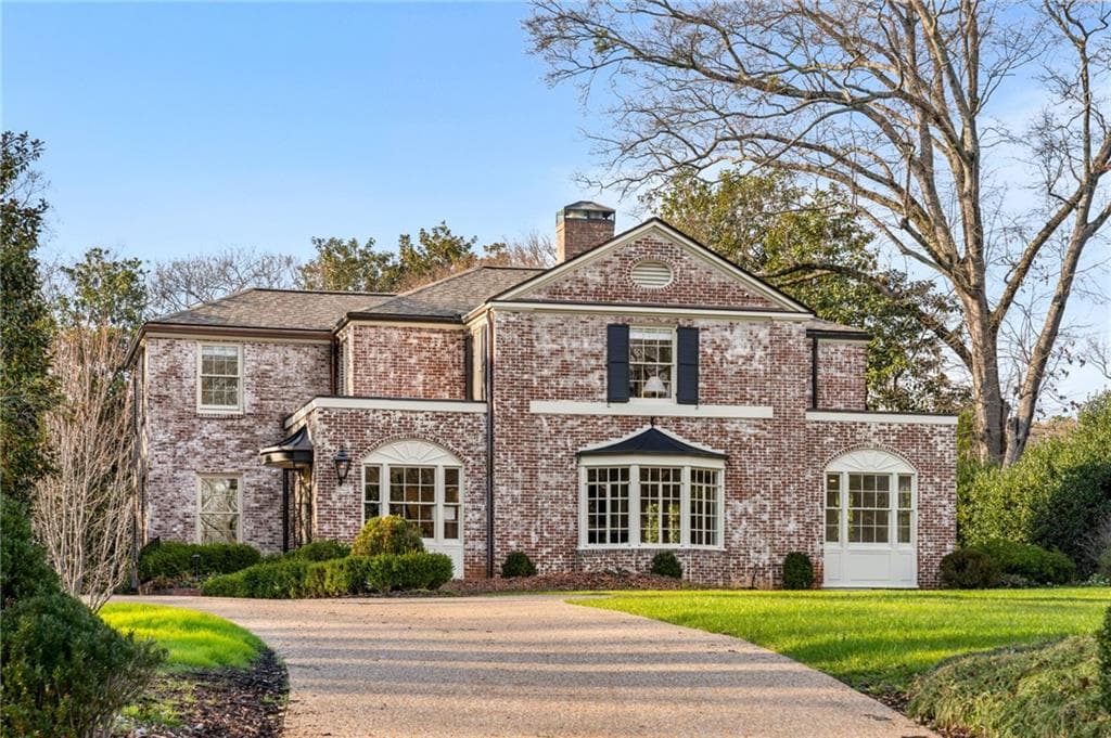 5 bedroom, 6 bathroom single family residence sold at 3180 Arden Road, Atlanta, GA 30305