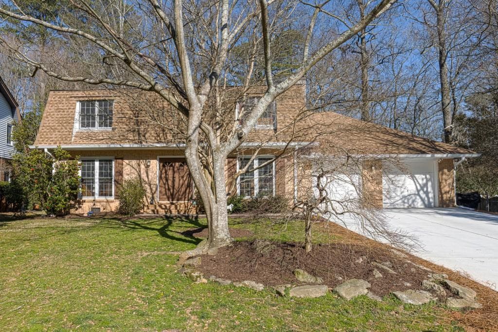 4 bedroom, 3 bathroom single family residence sold at 1135 Banbury Cross, Avondale Estates, GA 30002