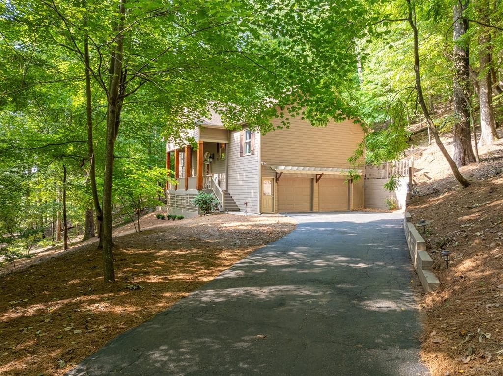 4 bedroom, 3 bathroom single family residence sold at 341 Windflower Drive, Jasper, GA 30143