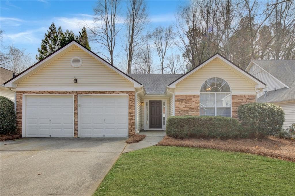 3 bedroom, 2 bathroom single family residence sold at 3175 Justice Mill Court, Kennesaw, GA 30144