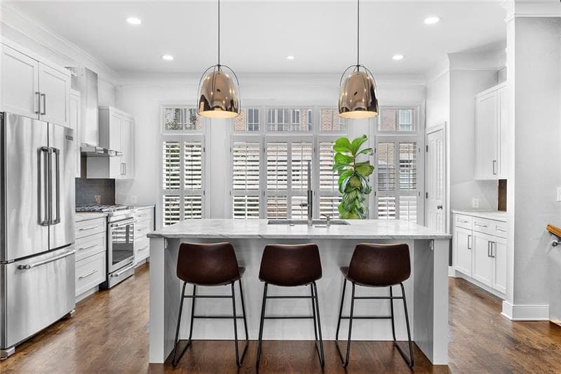 3 bedroom, 4 bathroom townhouse sold at 818 Highland Green Way 818, Atlanta, GA 30306