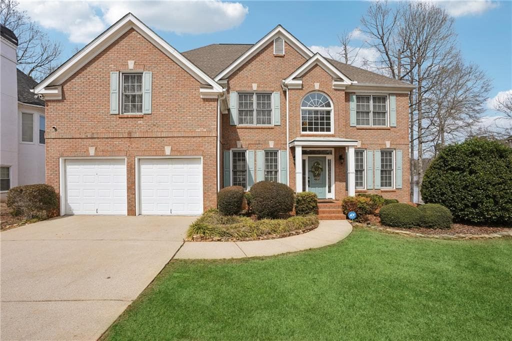 6 bedroom, 4 bathroom single family residence sold at 6934 Glen Cove Lane, Stone Mountain, GA 30087