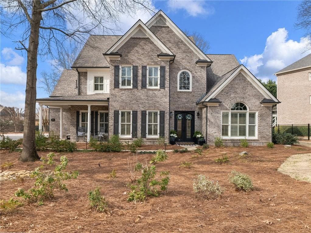 4 bedroom, 4 bathroom single family residence sold at 2630 Shumard Oak Drive, Braselton, GA 30517