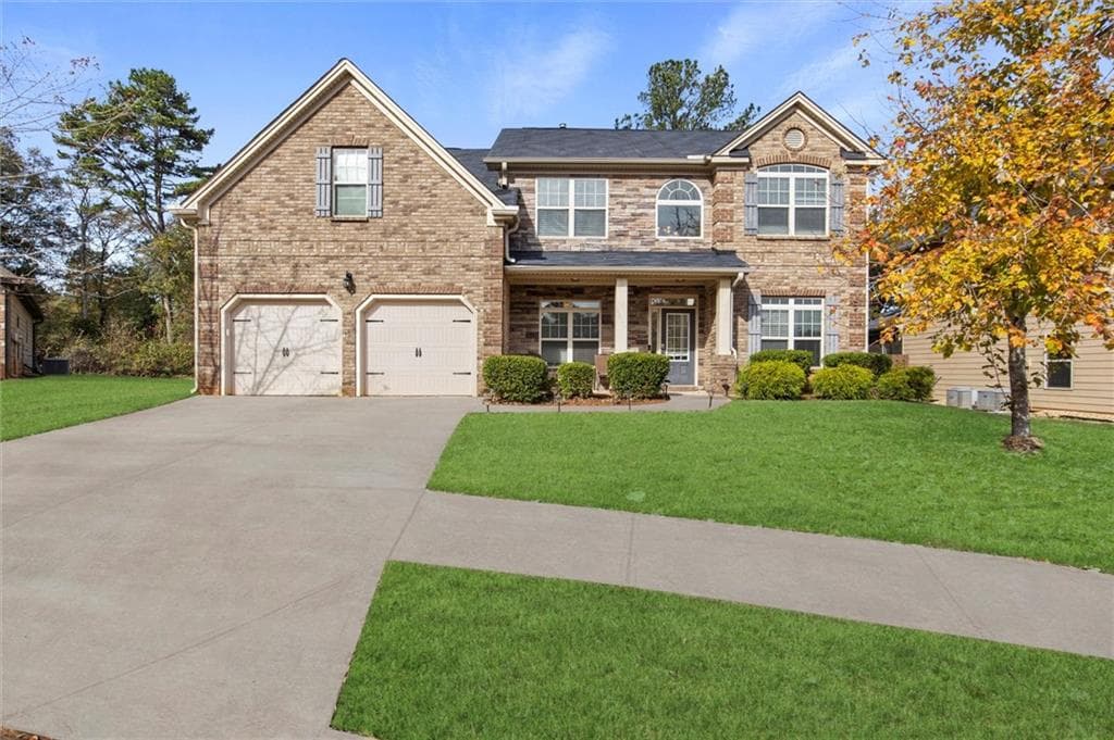 5 bedroom, 4 bathroom single family residence sold at 5619 Sawgrass Circle, Stonecrest, GA 30038