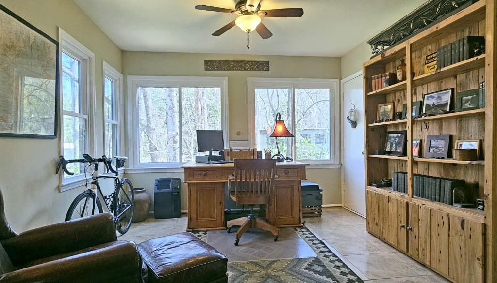 1 bedroom, 1 bathroom condominium sold at 47 Monet Court, Atlanta, GA 30327