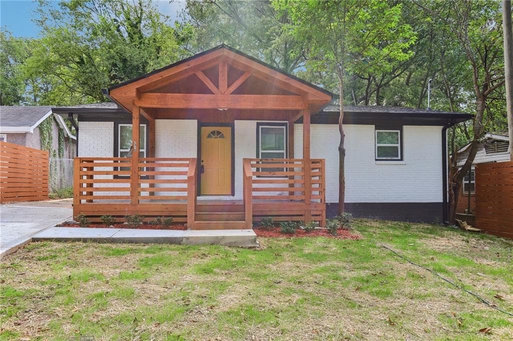 3 bedroom, 2 bathroom single family residence sold at 2910 3rd Avenue, Atlanta, GA 30315