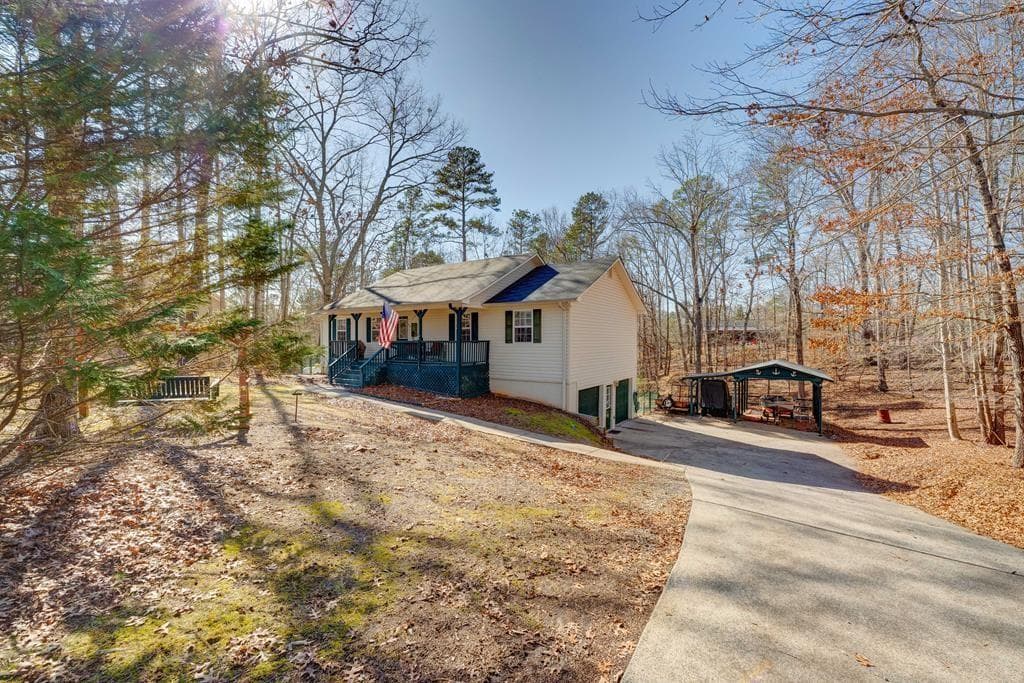 3 bedroom, 2 bathroom single family residence sold at 472 Eagle Mountain Drive, Ellijay, GA 30540