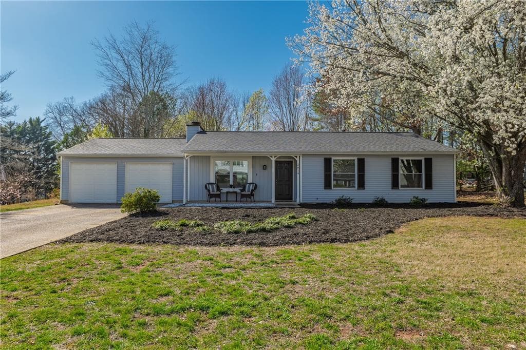 3 bedroom, 2 bathroom single family residence sold at 2814 Pine Meadow Drive, Marietta, GA 30066
