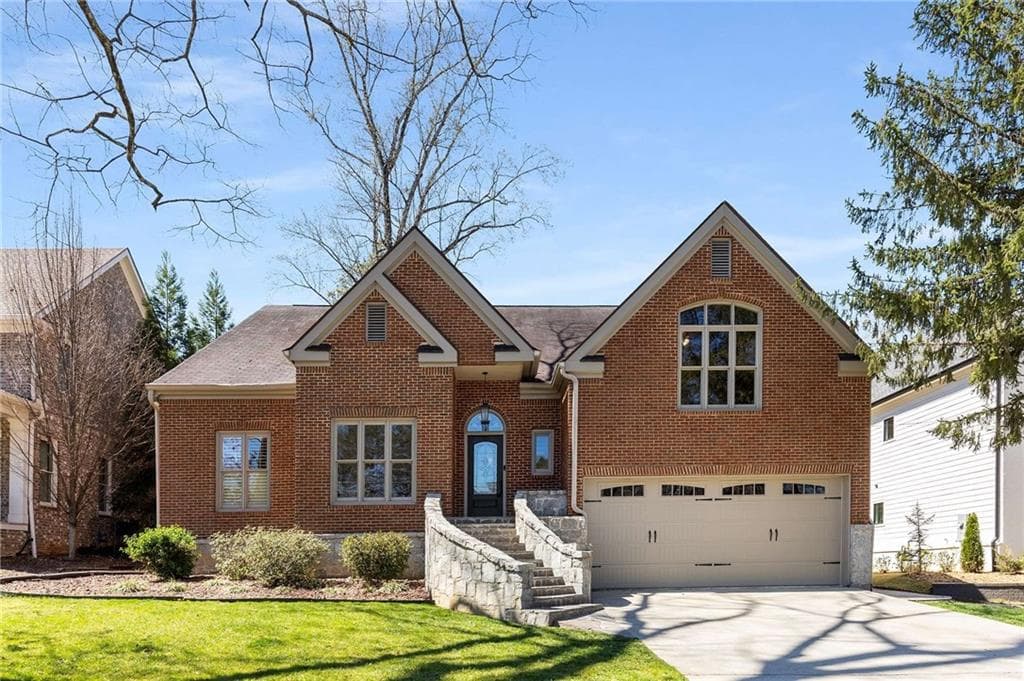 4 bedroom, 4 bathroom, 4,050 sq ft single family residence sold at 1244 Kingsley Circle, Atlanta, GA 30324