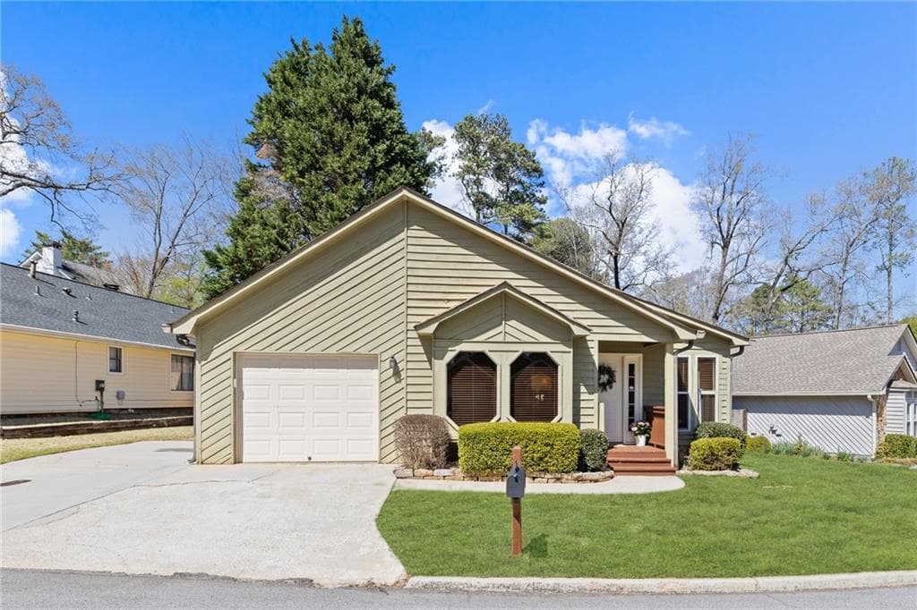 2 bedroom, 2 bathroom single family residence sold at 4062 Wildflower Lane, Tucker, GA 30084