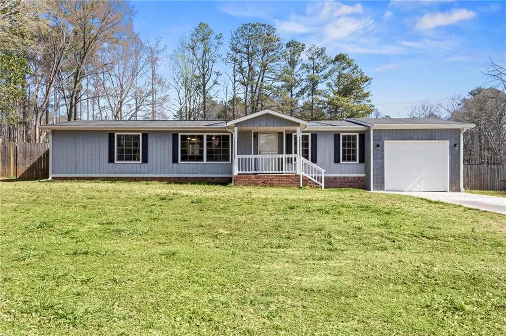 3 bedroom, 2 bathroom, 1,430 sq ft single family residence sold at 1833 Lost Mountain Road, Powder Springs, GA 30127