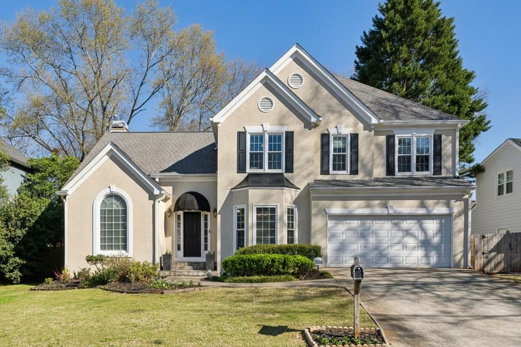 3 bedroom, 3 bathroom single family residence sold at 2614 Willow Cove, Decatur, GA 30033