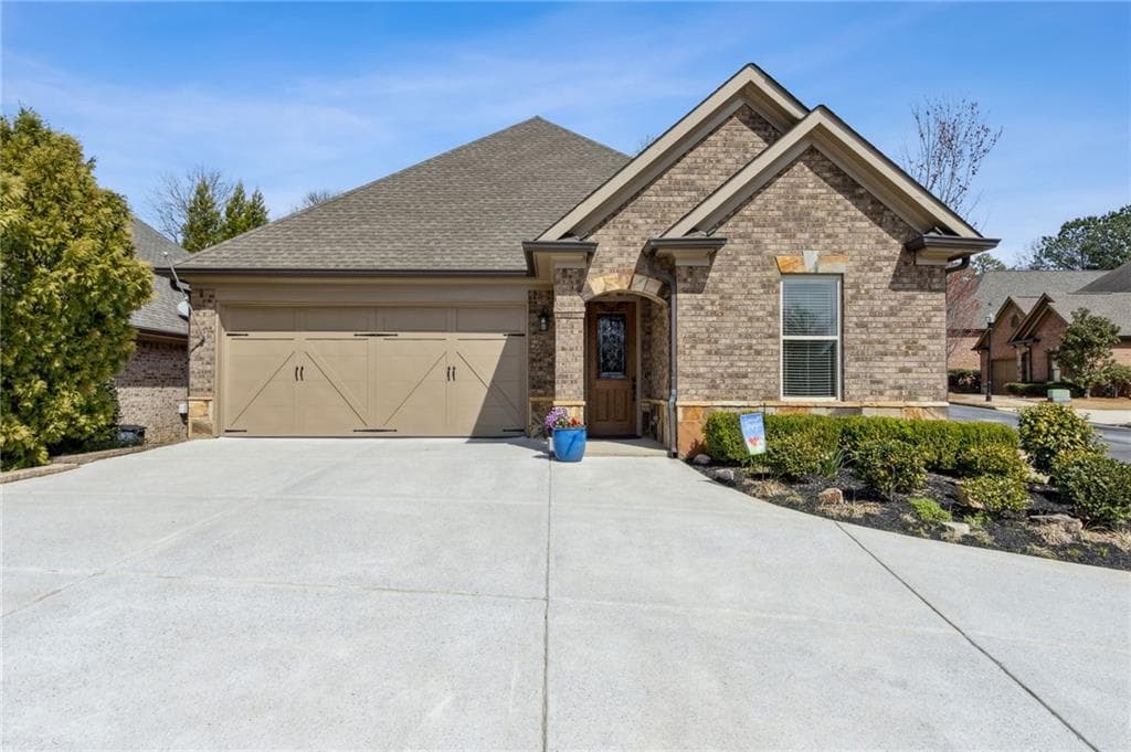 3 bedroom, 3 bathroom single family residence sold at 1358 Magnolia Path Way, Sugar Hill, GA 30518