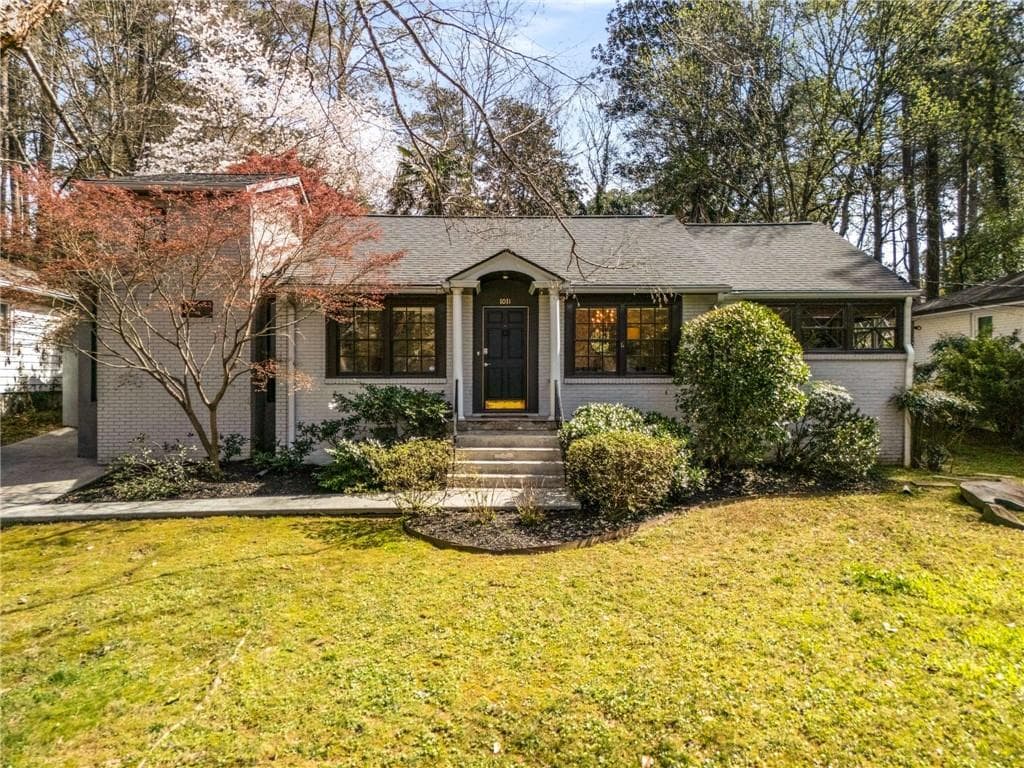 3 bedroom, 2 bathroom single family residence sold at 1011 Lindridge Drive, Atlanta, GA 30324