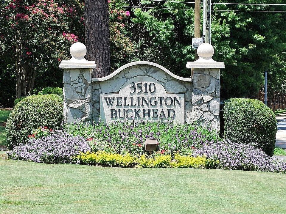 2 bedroom, 2 bathroom condominium sold at 3510 NW Roswell Road J1, Atlanta, GA 30305