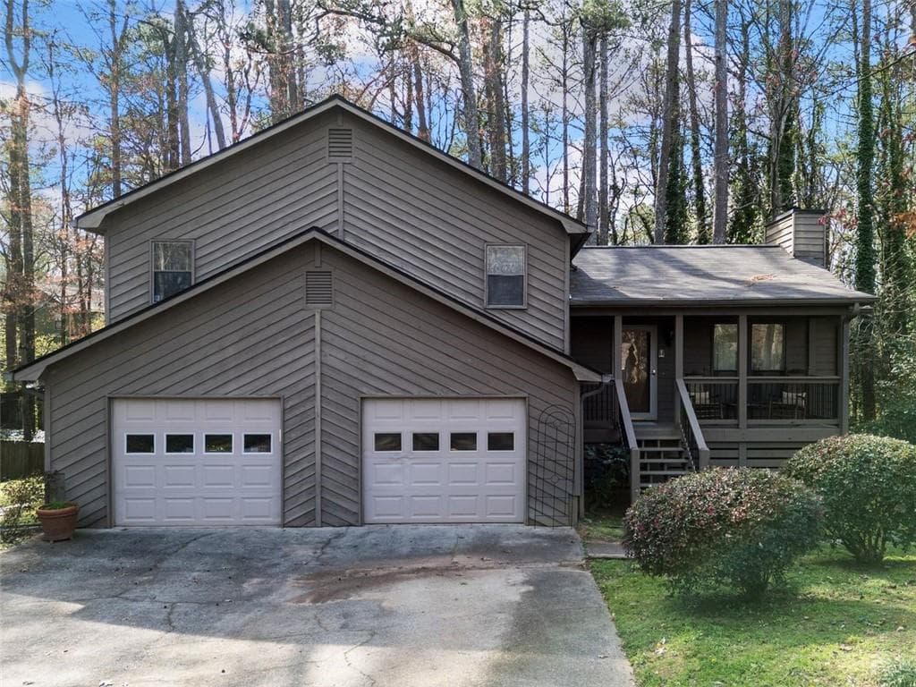 3 bedroom, 2 bathroom single family residence sold at 4525 HICKORY GROVE Drive, Acworth, GA 30102